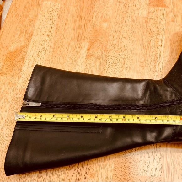 Duo Boots: Wide Calf - Picture 9 of 10